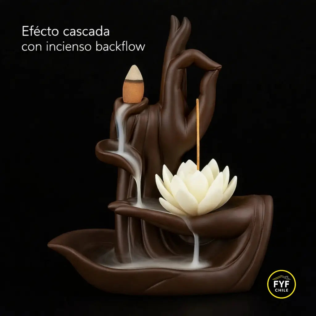 Efecto cascada de humo con incienso backflow descendente en quemador zen.